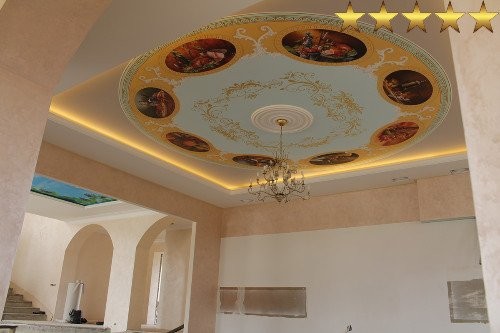 Натюрморт на потолке частного дома в Москве